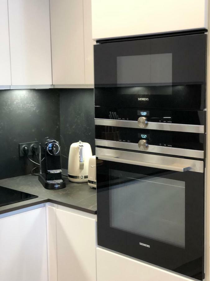 Appartamento Luxe Et Confort - Proche Palais Et Plages - A/c
