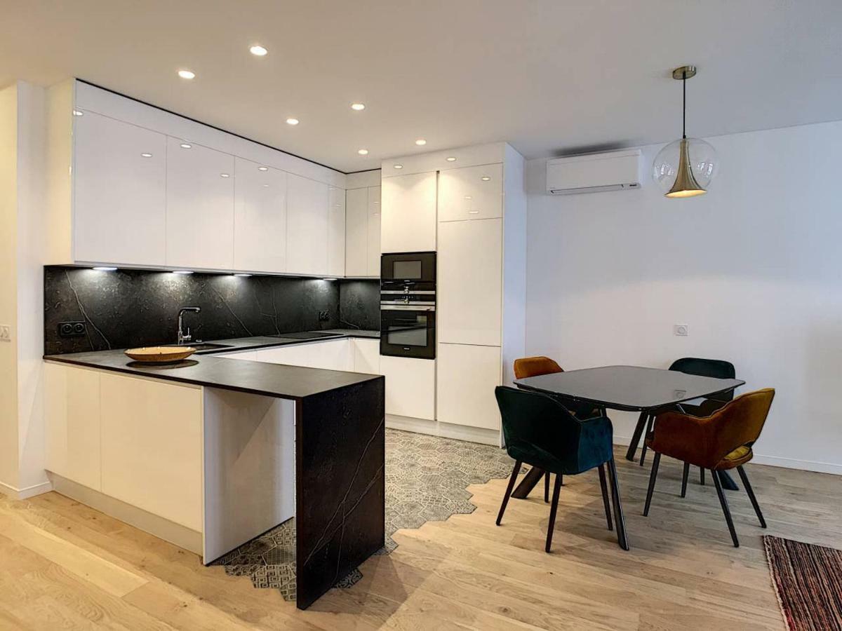 Appartement Luxe Et Confort - Proche Palais Et Plages - A/c